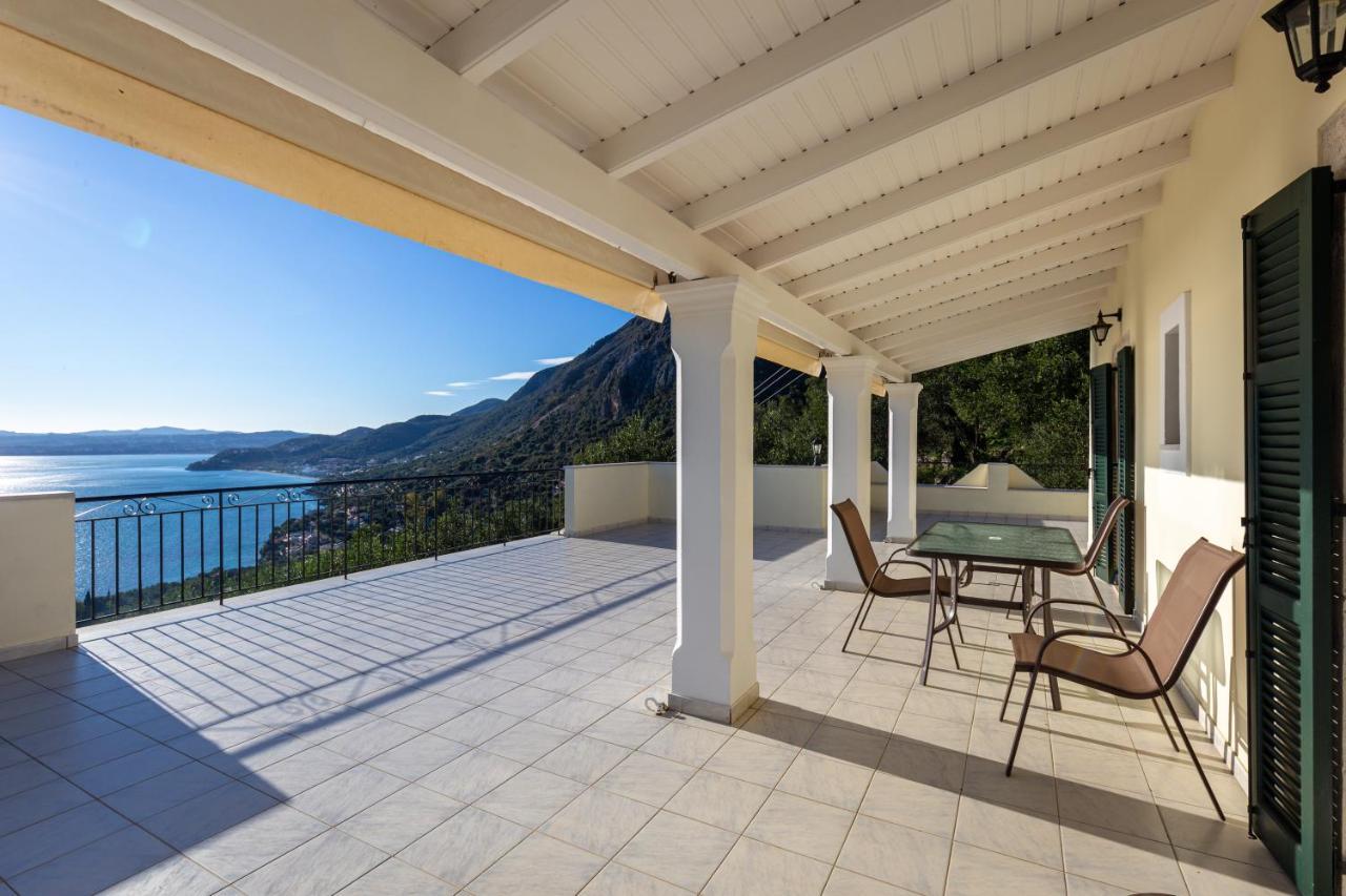 Villa Georgina Nisaki  Exterior photo
